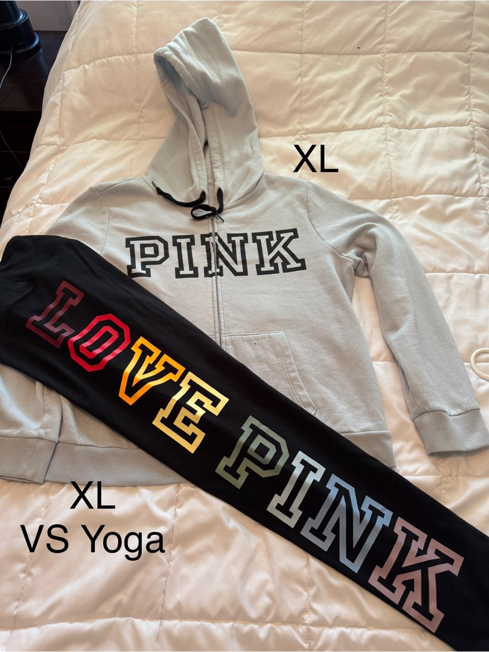 Victoria’s Secret Pink Bundle - Picture 3 of 16